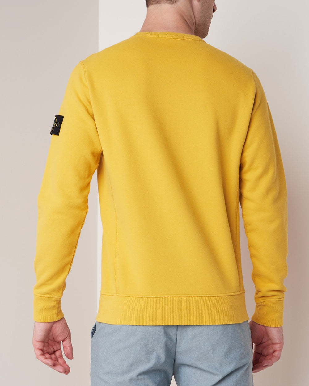 B Bags. Round neck